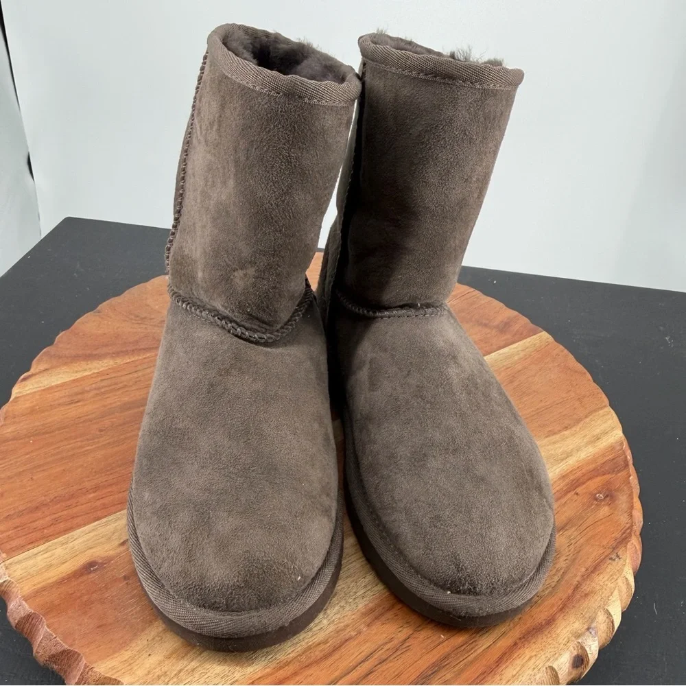 UGG questions leave